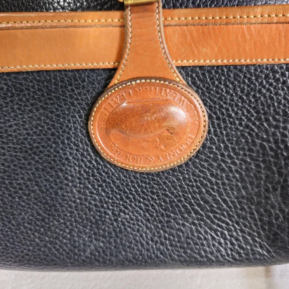 Vintage Dooney & Bourke Black Brown Leather Crossbody Satchel Bag Purse - Picture 3 of 16